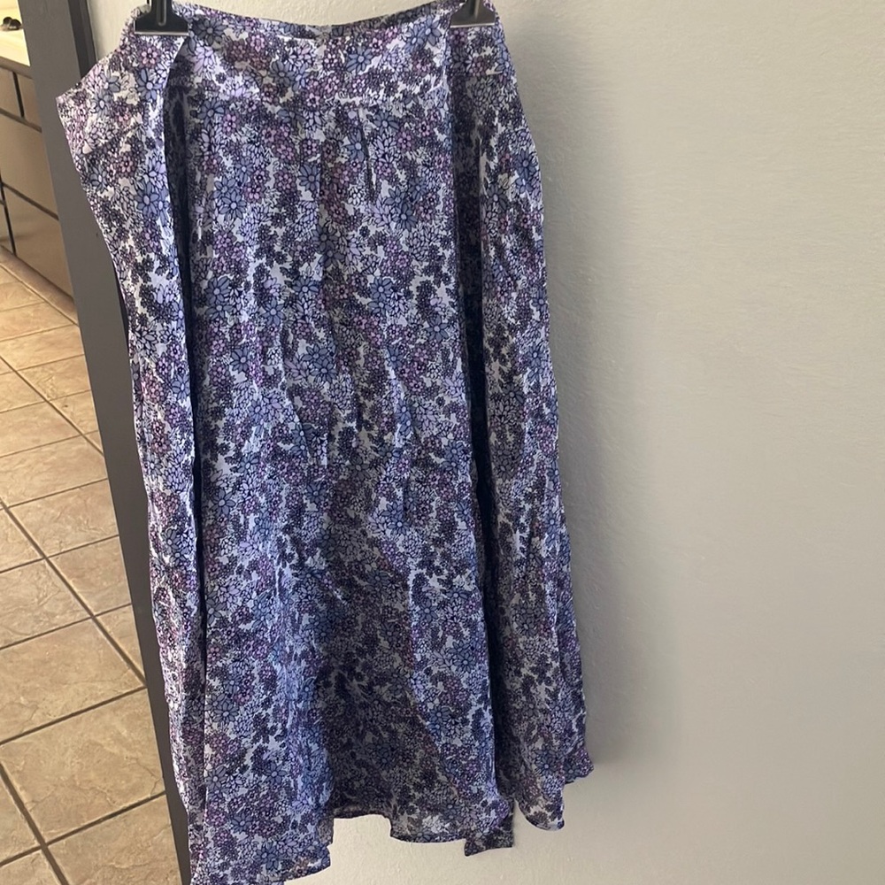 FINAL MARKDOWN Cj banks skirt 14w